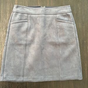 Loft 00P suede high-rise skirt